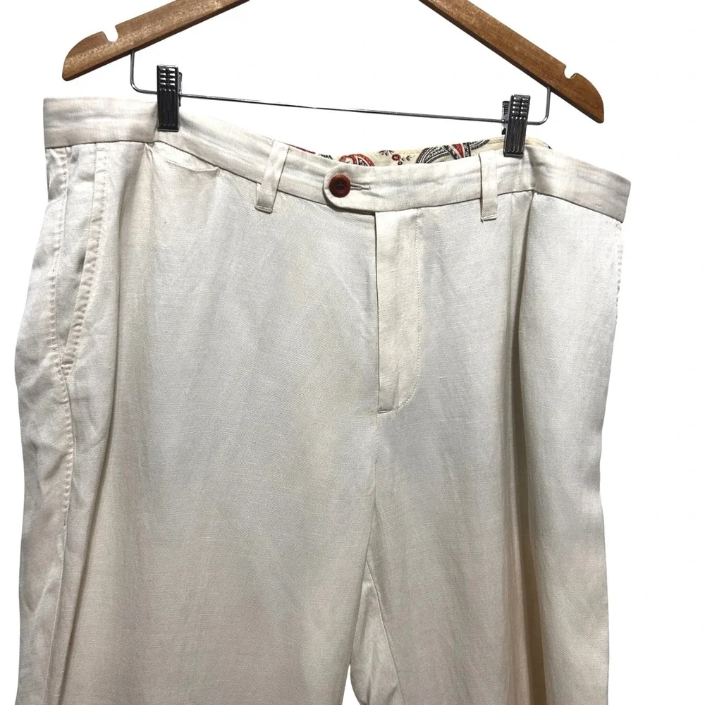 Tommy Bahama resort linen